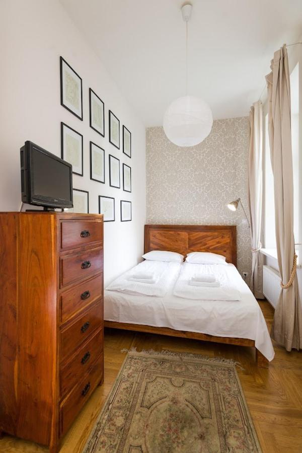Yourplace Central Apartments Krakow Ngoại thất bức ảnh